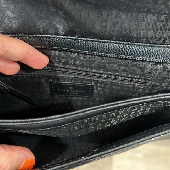 Preowned Laurel Way Carsen Black Saffiano Leather Cross Body Bag - Picture 5 of 10